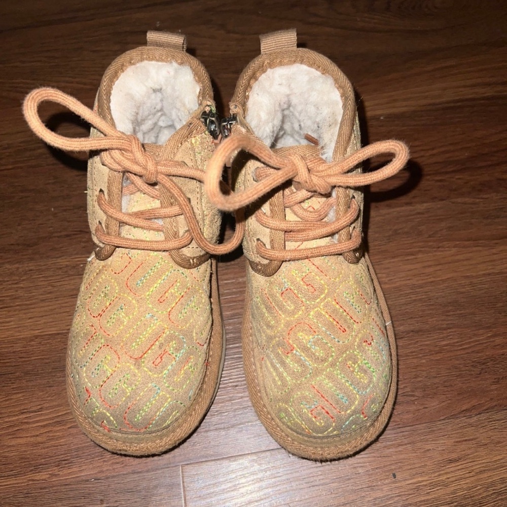 Toddler Unisex Uggs Boot